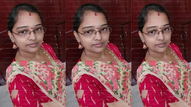 Horny Bhabhi Fucked By Neighbor Boy In Bath